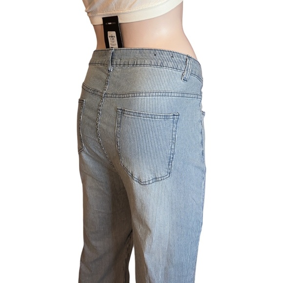 Fashion Nova Pin Me Down Stripe Flare Jeans High Waist Bell Bottom Button Fly - Picture 8 of 14